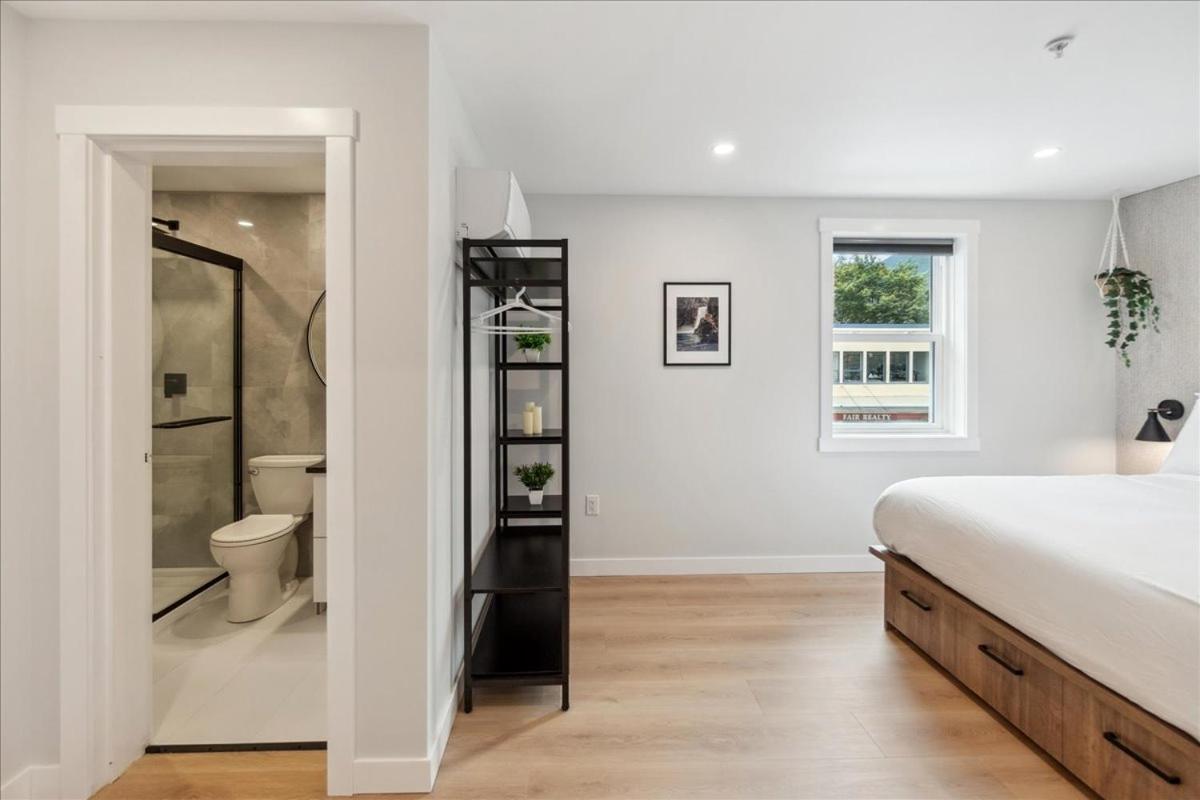 The Oak Hotel Nelson Bagian luar foto